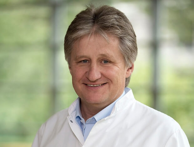 Brustchirurg Dr. Kovacs München